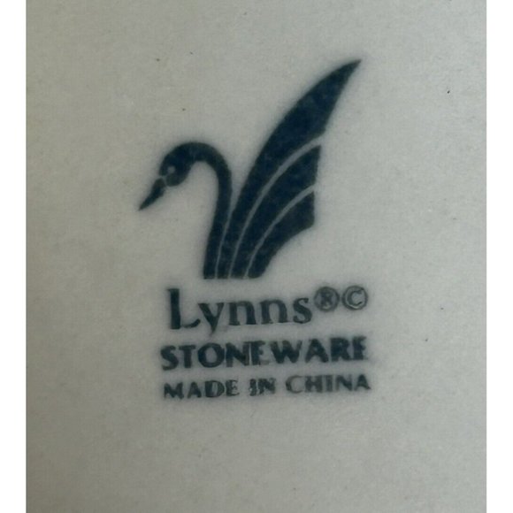 Lynn’s Stoneware Seashore Set Of 2 Coffee Cups c1997-2008 Embossed Seashells - Picture 11 of 13